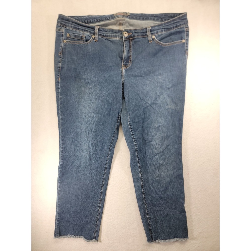 Torrid vintage stretch jeans: Crop Boyfriend fit, Raw Style Hems Women's Plus 20
